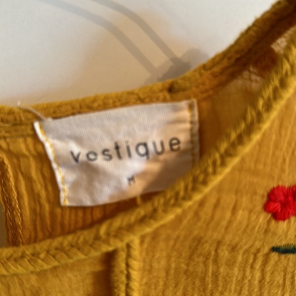 Yellow embroidered top - Picture 2 of 3